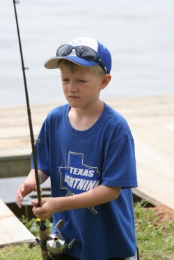 Click to view 2010 Lightning Fishing Tournament 229.JPG